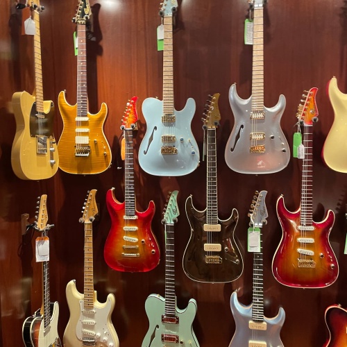 Collection de guitares Pensa - Rudy's Music Shop