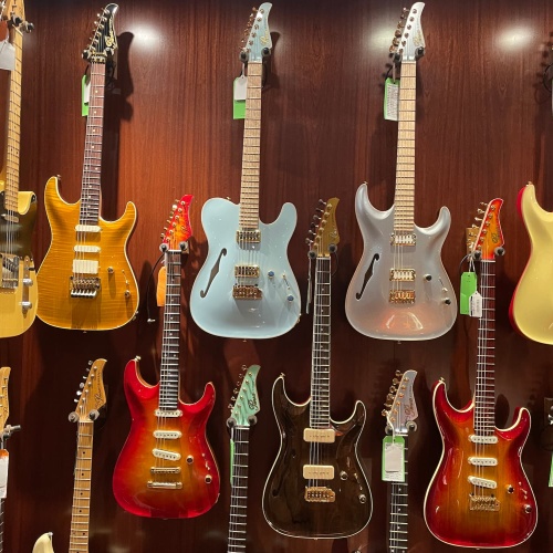Collection de guitares Pensa - Rudy's Music Shop
