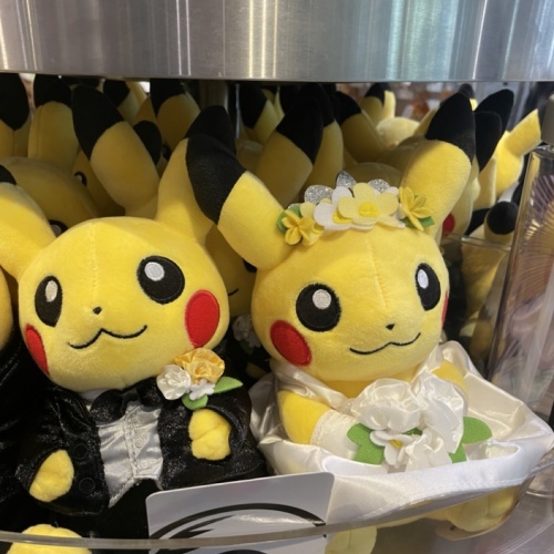 Pikachu version mariés - Nintendo Store