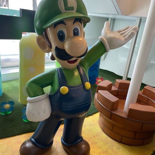 Luigi - Nintendo Store