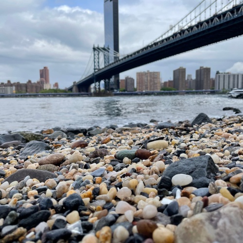 Pebble Beach - Brooklyn Bridge Park