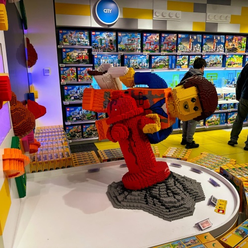 Emmet, tout est super génial - Lego Store NYC