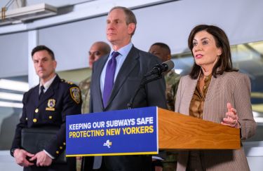 La gouverneure de New York renforce la sécurité dans le métro