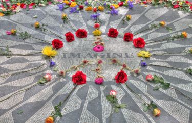 Mosaïque Imagine, Strawberry Field Central Park, en hommage à John Lennon
