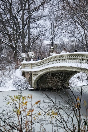 Bow bridge enneigé