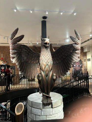 Griffon géant Boutique Harry Potter New York