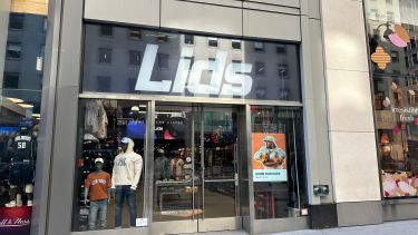 Devanture du magasin Lids de Times Square
